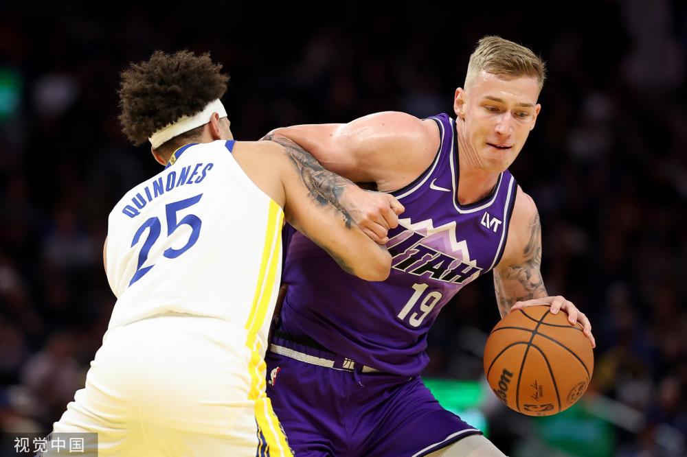 现场评论员 现场评论员