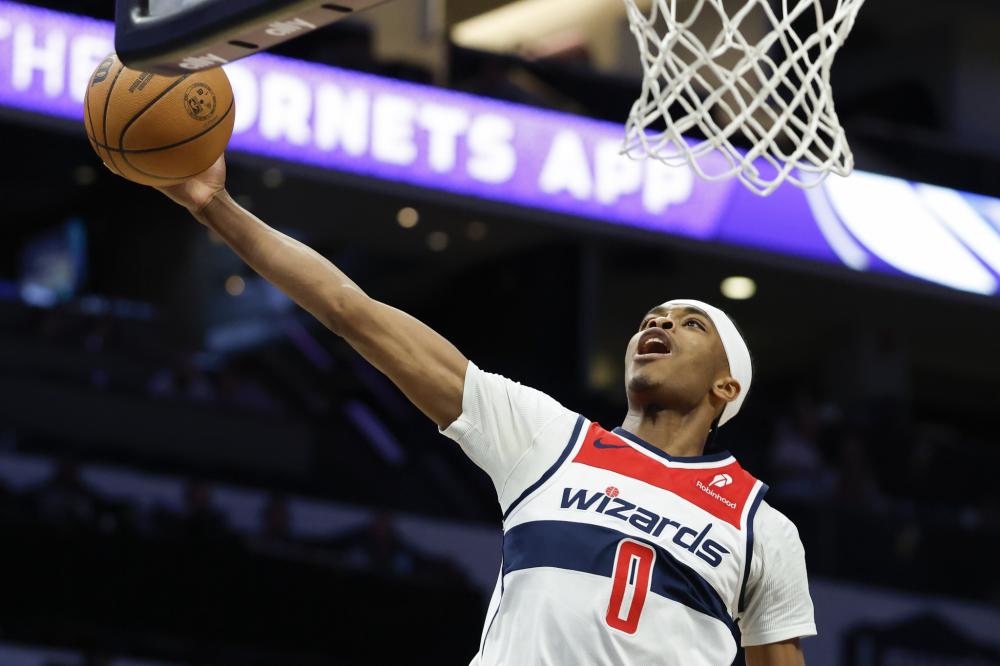 禁区的洞 禁区的洞